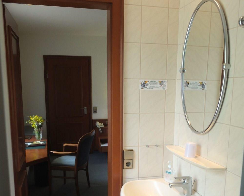 Hotel Valsana Am Kurpark Bad Wildbad Exterior photo