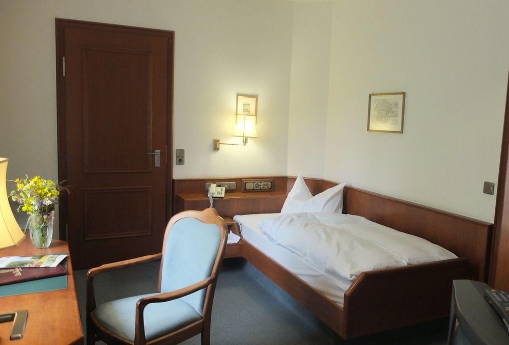 Hotel Valsana Am Kurpark Bad Wildbad Exterior photo
