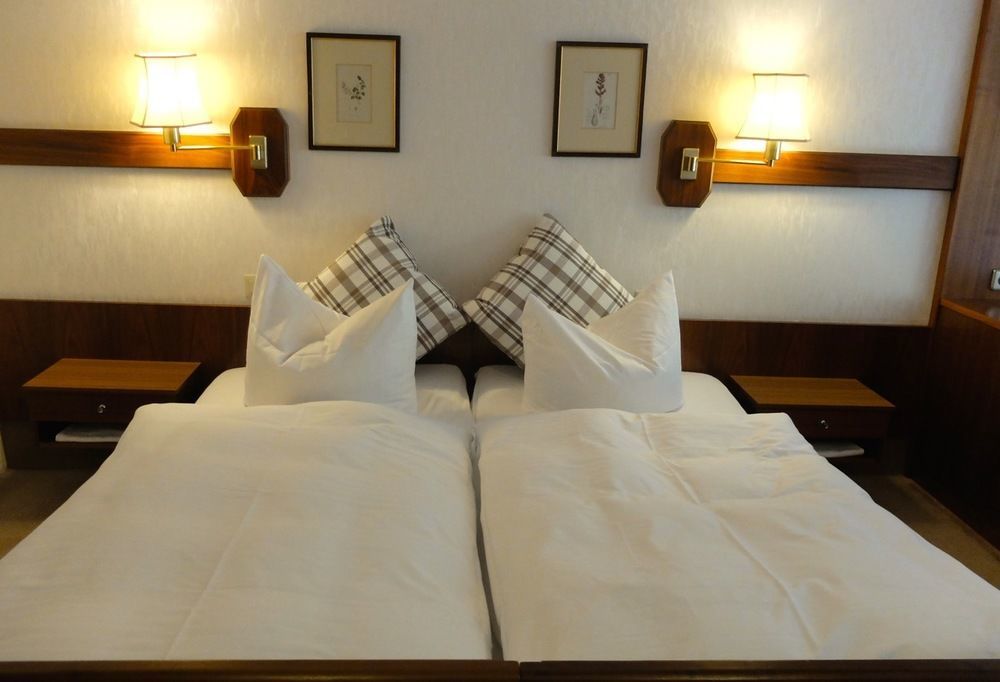 Hotel Valsana Am Kurpark Bad Wildbad Exterior photo