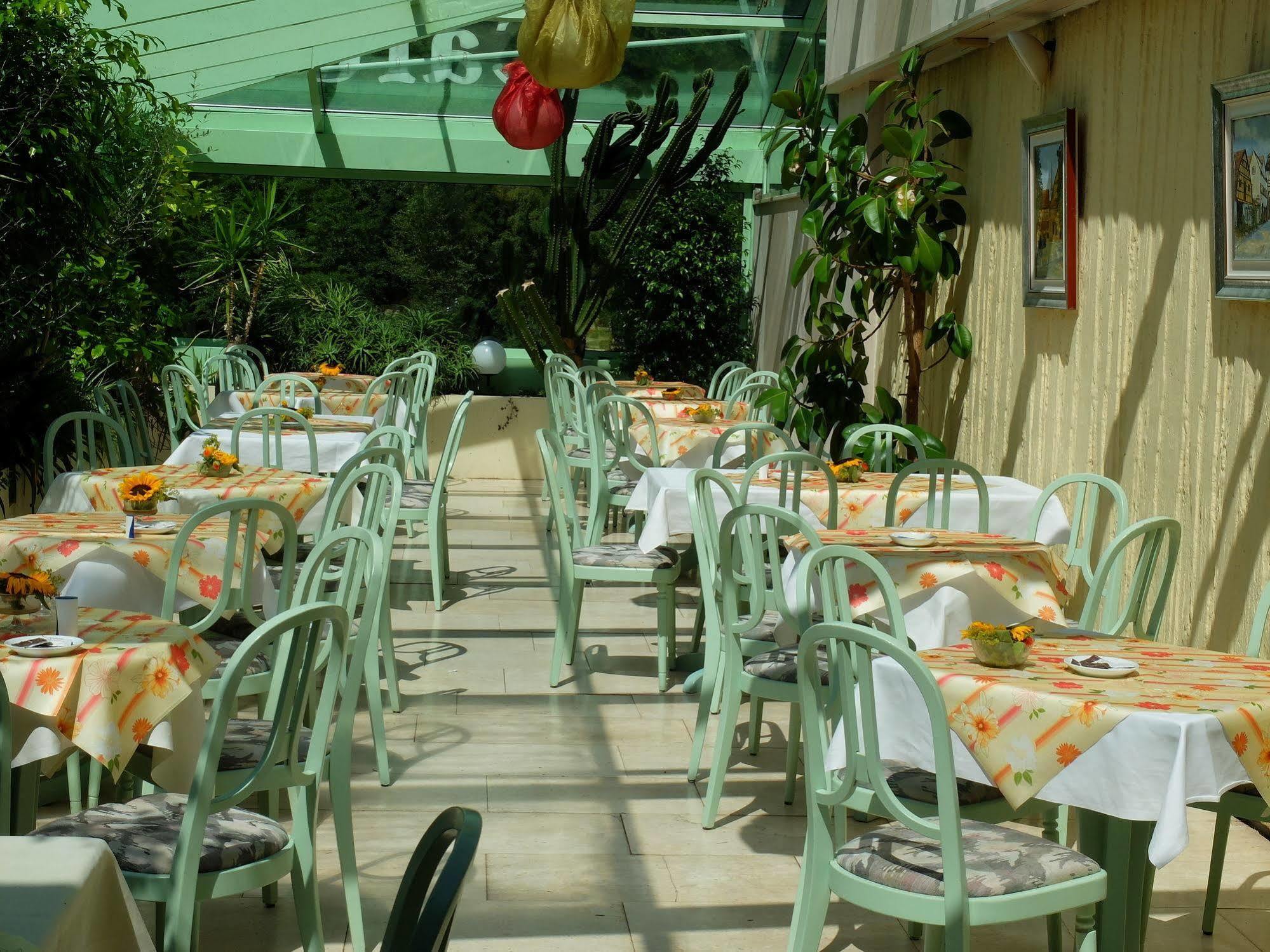 Hotel Valsana Am Kurpark Bad Wildbad Exterior photo